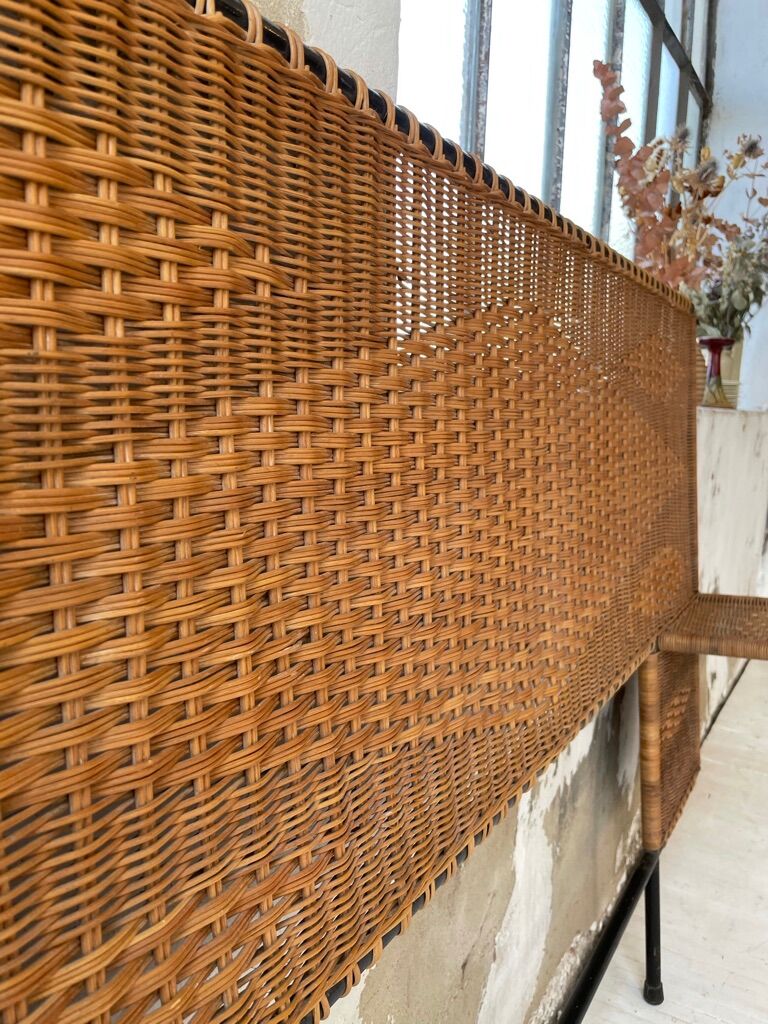 Metal and wicker headhead 50s
