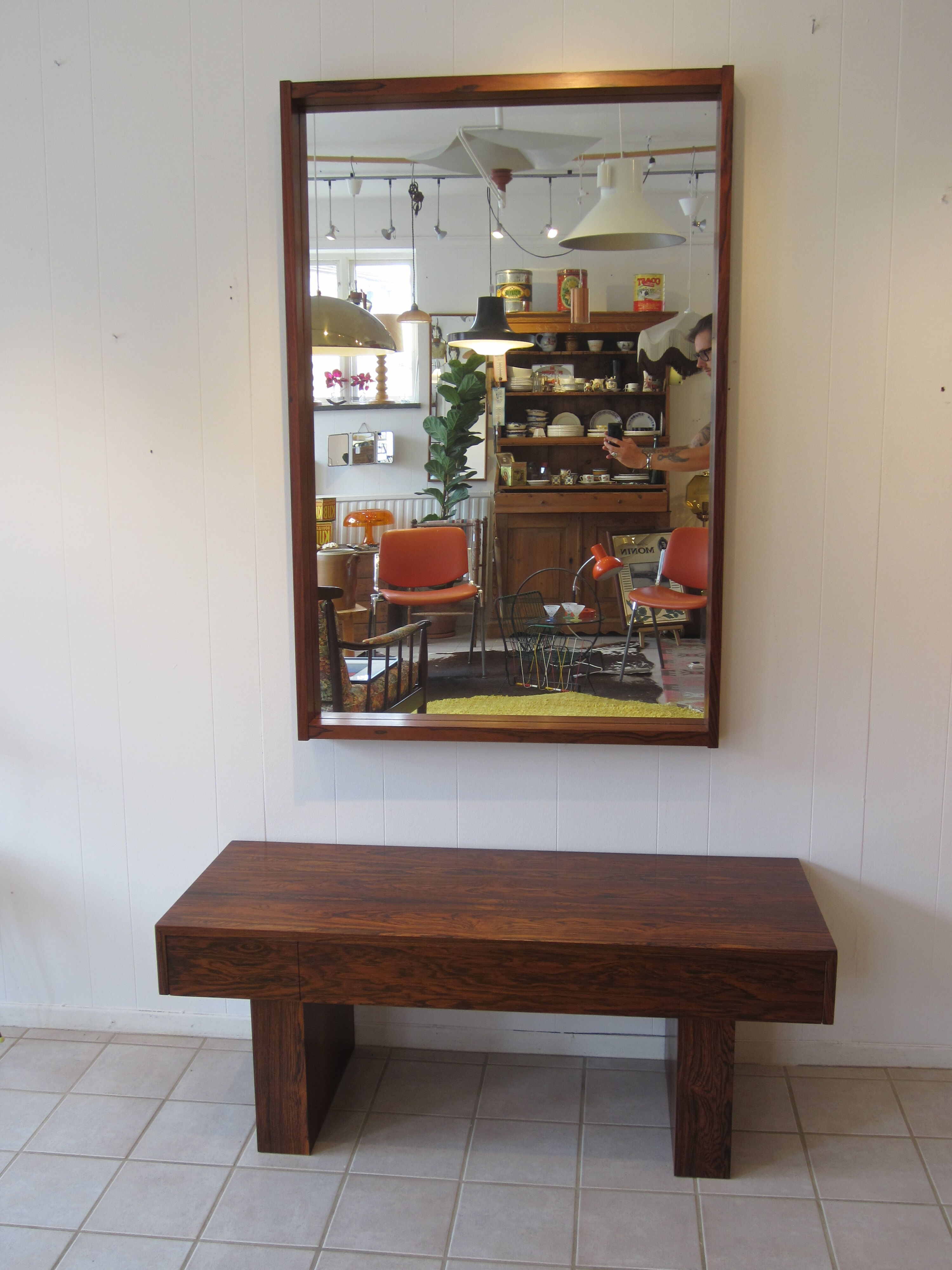 Scandinavian hall furniture, chest of drawers and mirror Ateljé Glas & Trä Hovmantorp