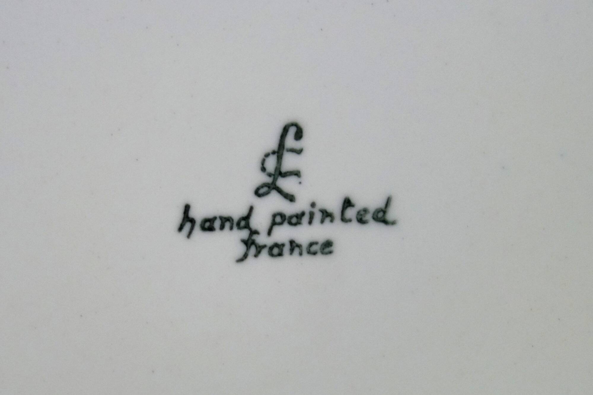 12 old Longchamp flat plates with floral decoration