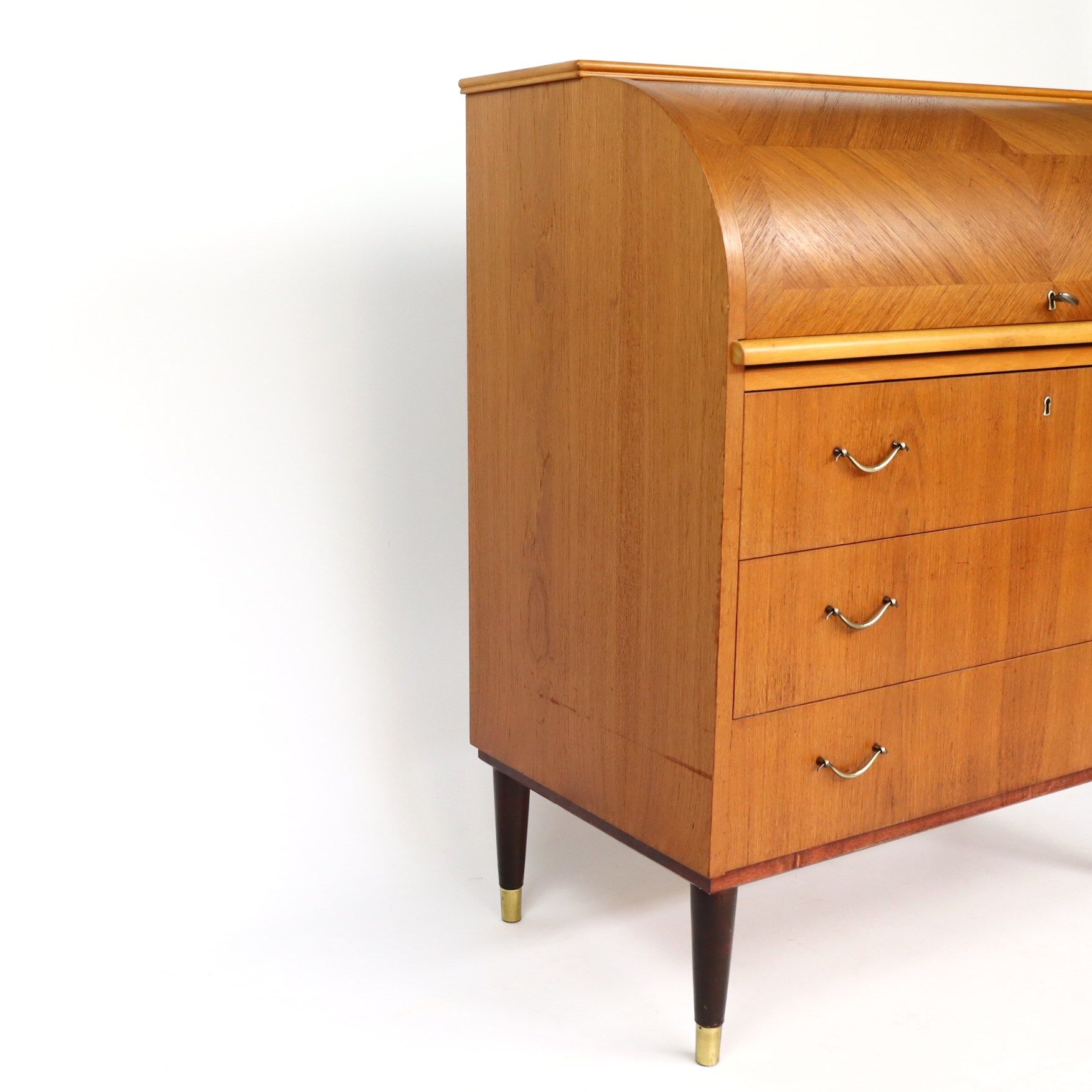 Scandinavian roller secretary