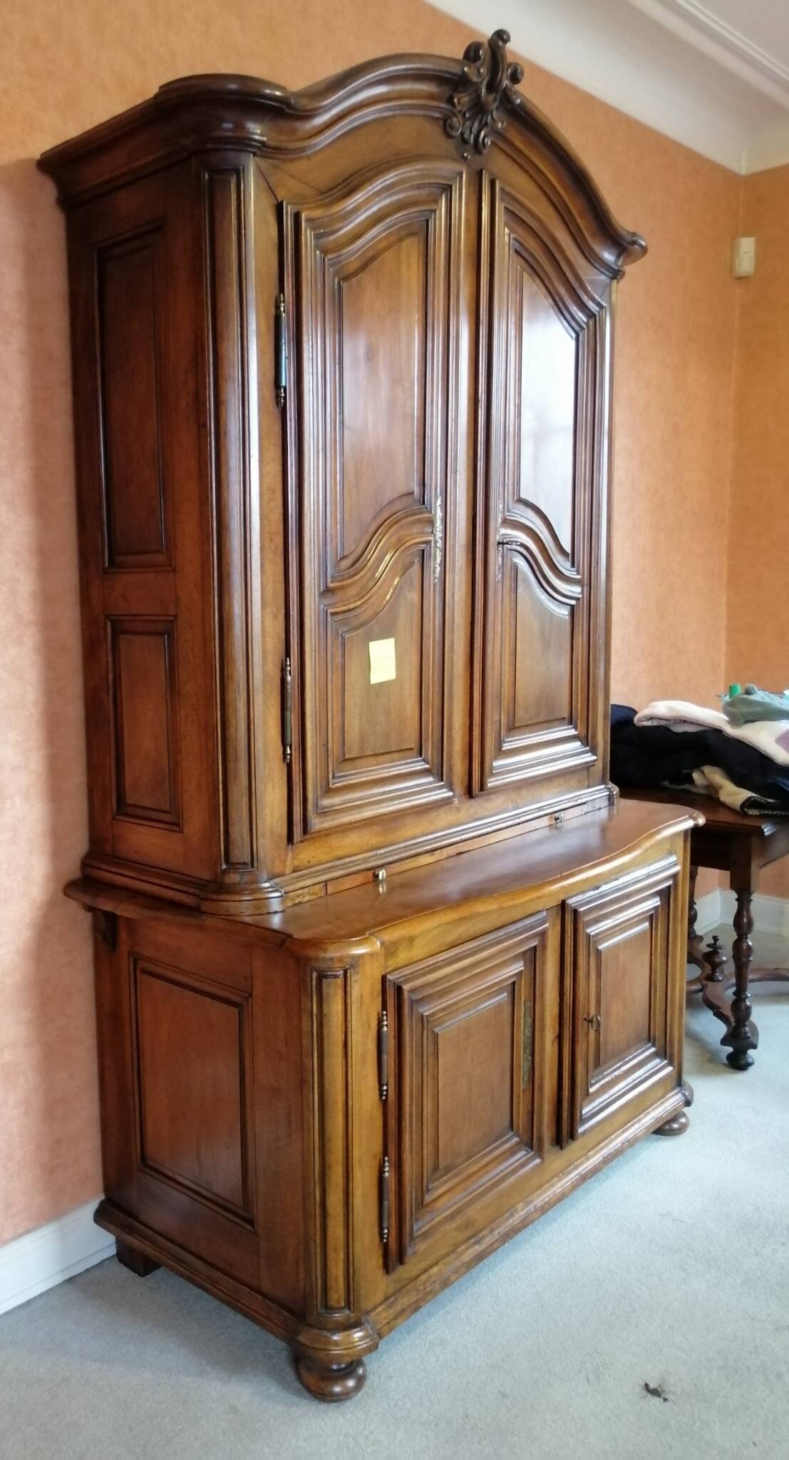 Antique buffet from the 8th century