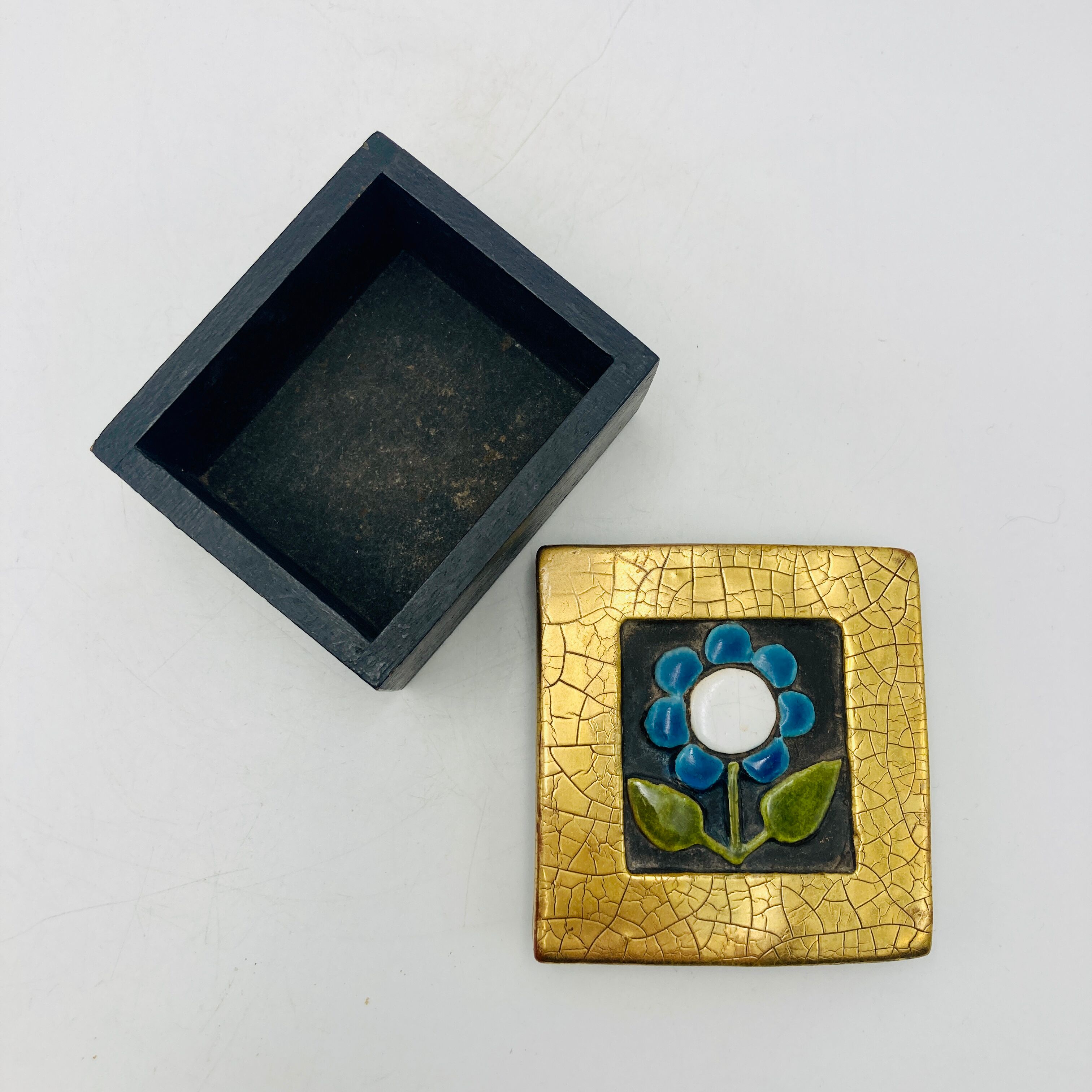 Ceramic lid box from Mithé Espelt.