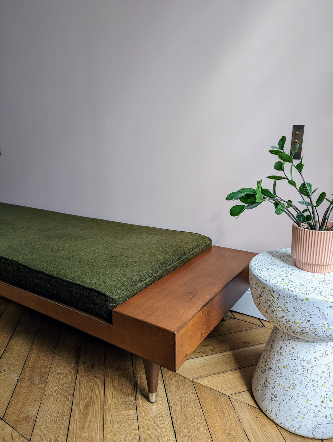 Daybed bottle green bench Kann Design