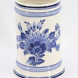 Delft ceramic pot