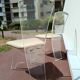 Chaises design en plexiglass Lucite annees 70
