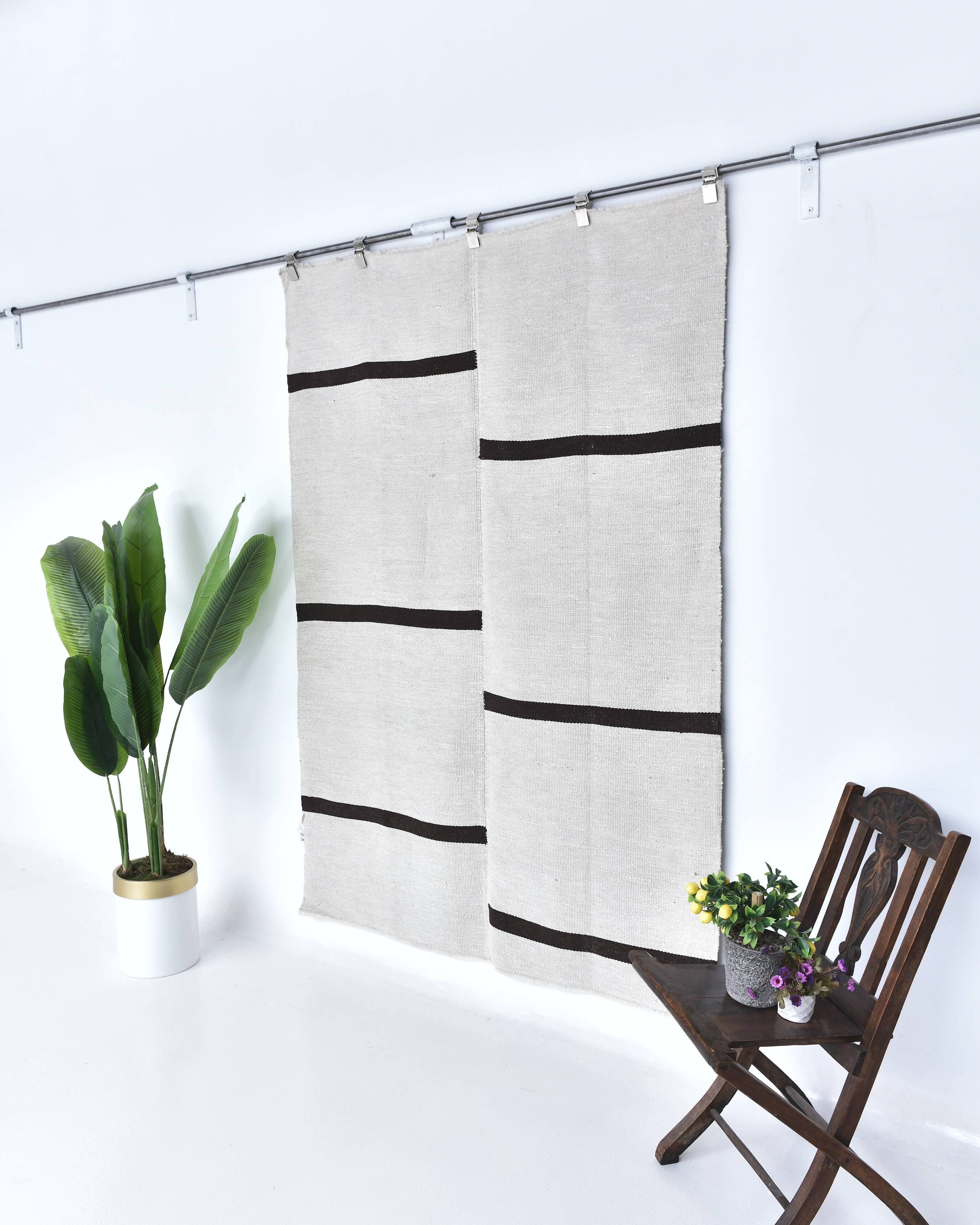 5x7 White Black Striped Turkish Vintage Rug 143x199Cm