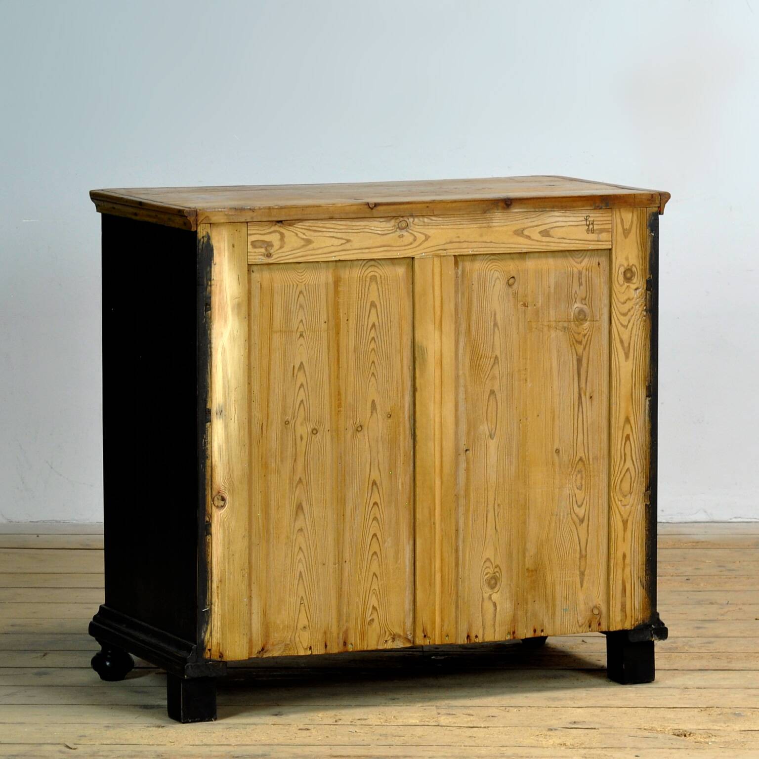 Commode en pin, années 1910