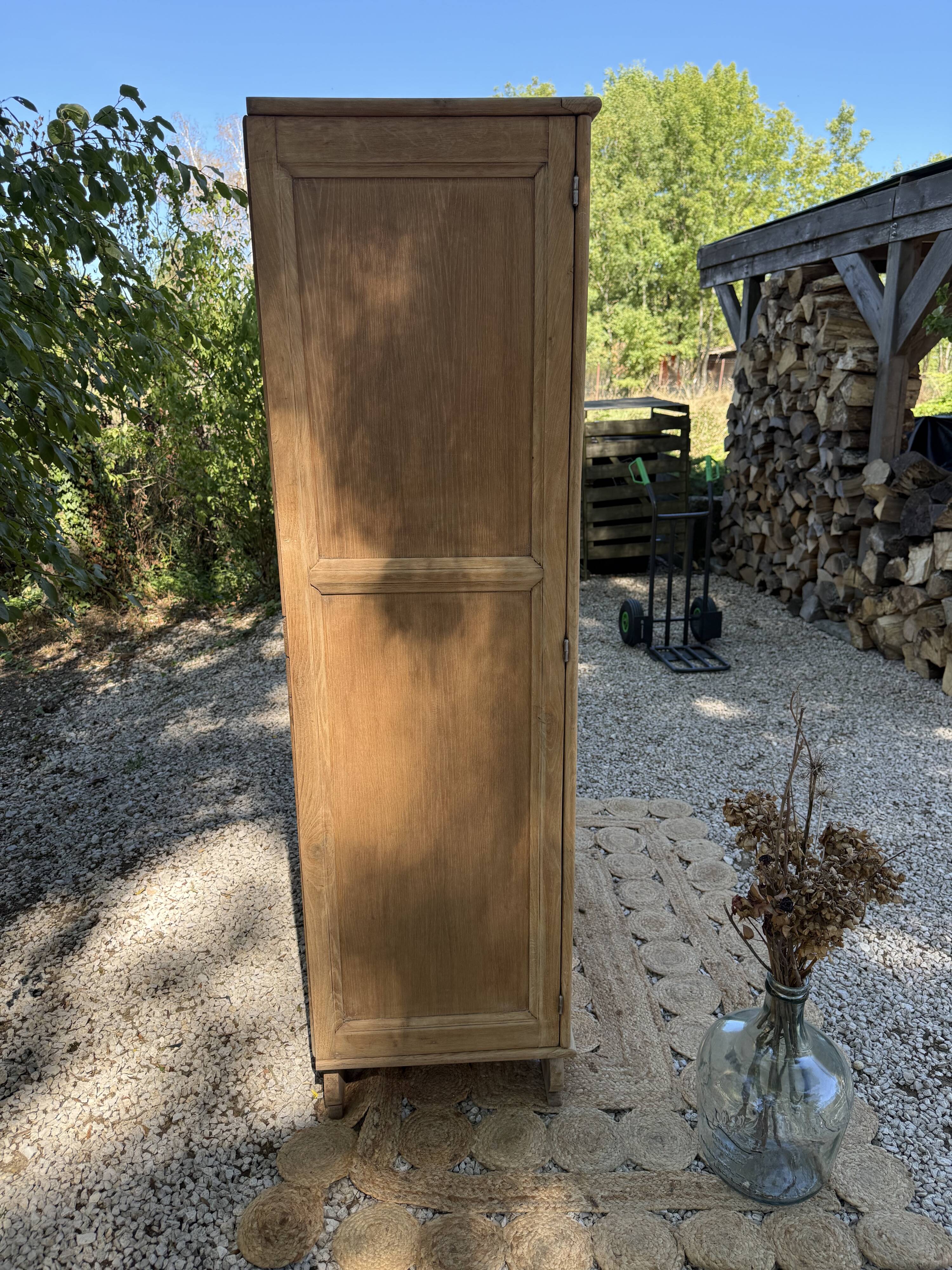 Armoire massif art déco