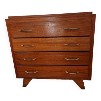 Scandinavian style chest of drawers