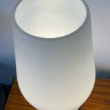 Lampe vintage en opaline et métal