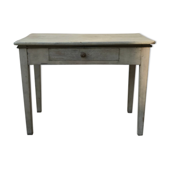 Bureau en bois patiné vert pâle
