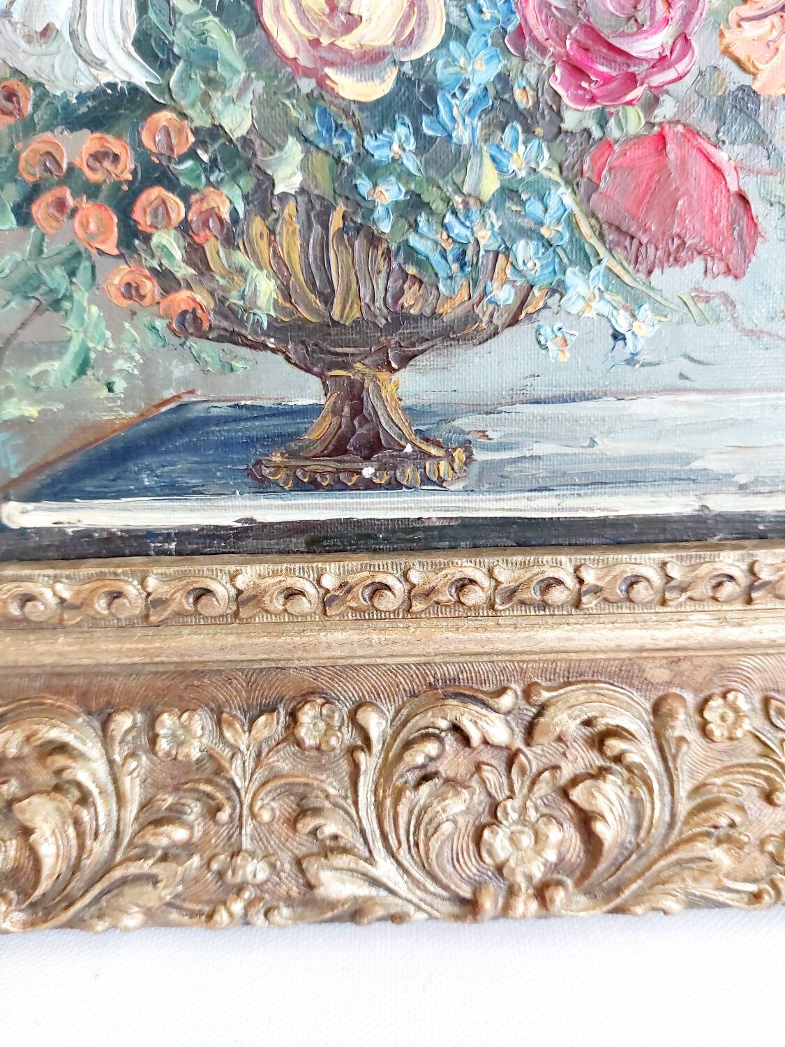 Old oil painting with a knife