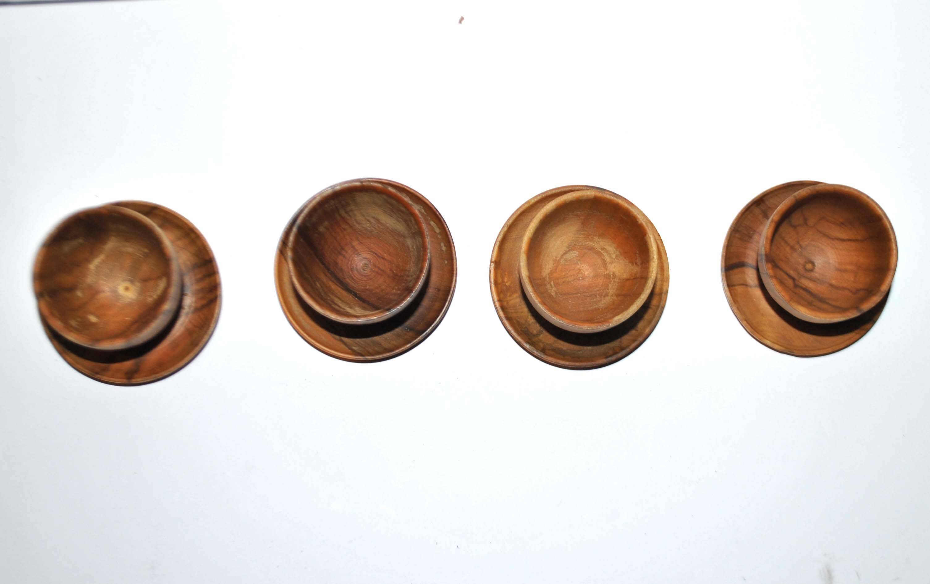 Set of 4 vintage mushroom egg cups in olive wood 4.5cm