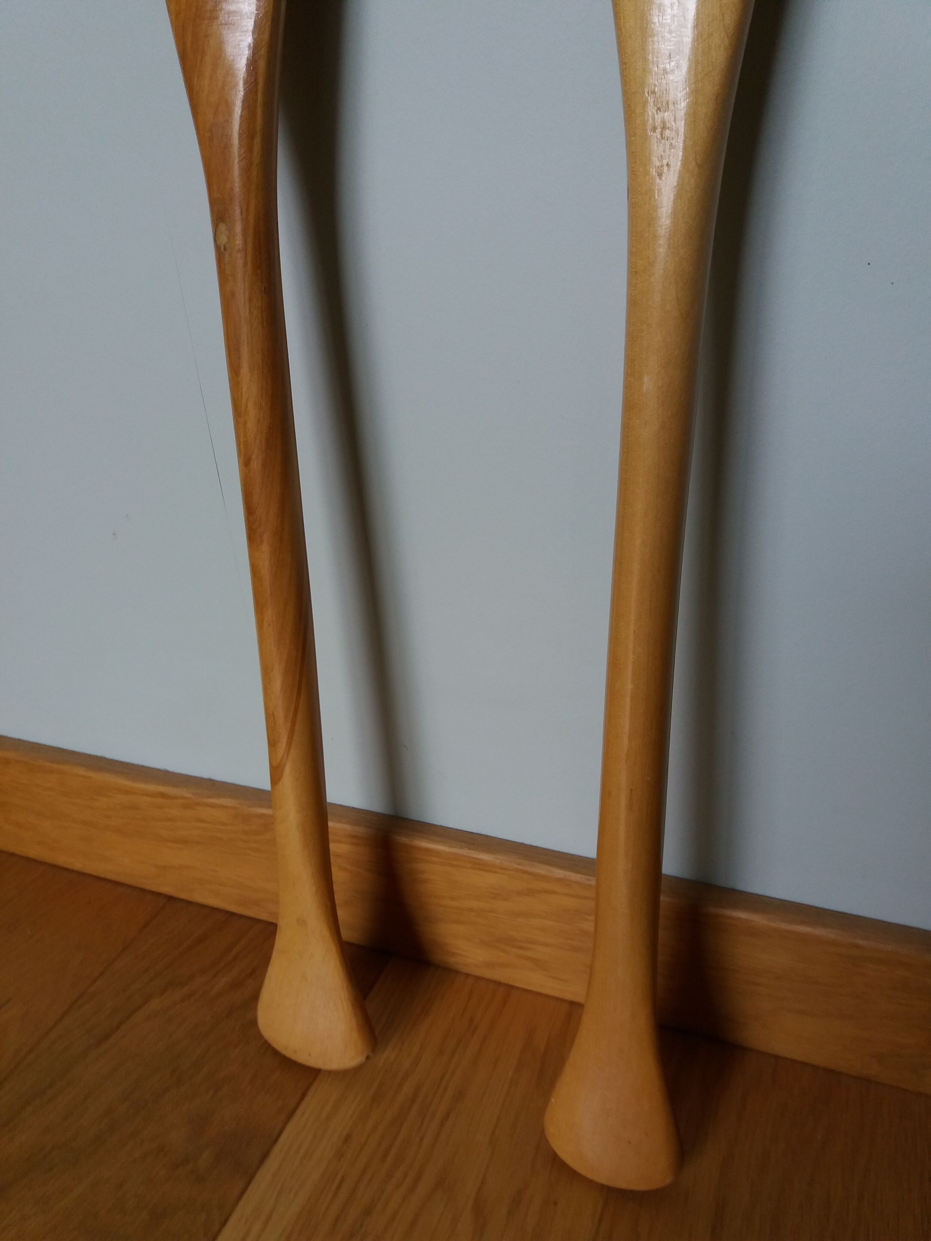 Paddles Native American rows