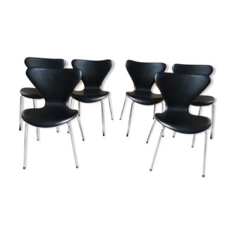 Série de 6 chaises Arne Jacobsen Modèle 3107