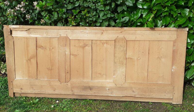 Low wall panelling 8.65m panelled with mouldings wainscoting skirting.
