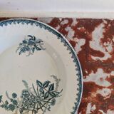 Round dish in Sainte Amandinoise iron earth