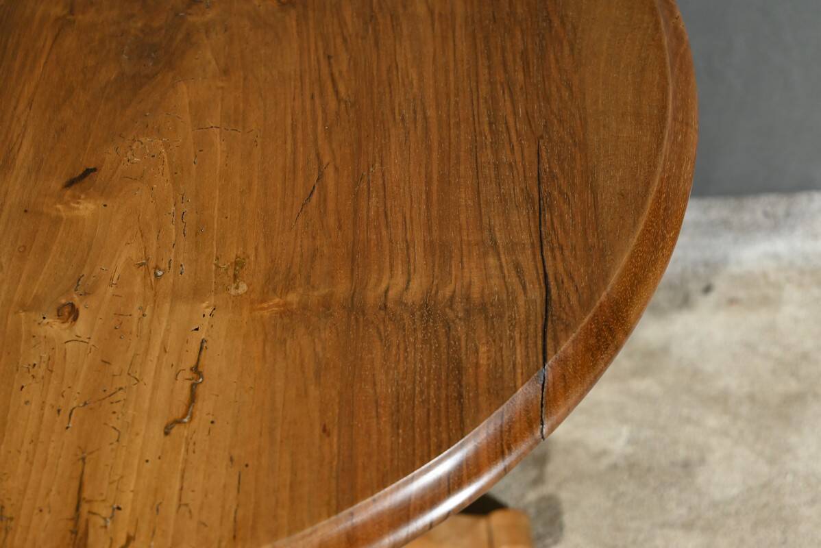 Guéridon en noyer, époque Louis Philippe, 2ème partie du XIXème s.