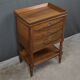 Petite table de salon en noyer, style Louis-Philippe – Milieu XIXe