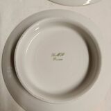15 assiettes en porcelaine de Limoges