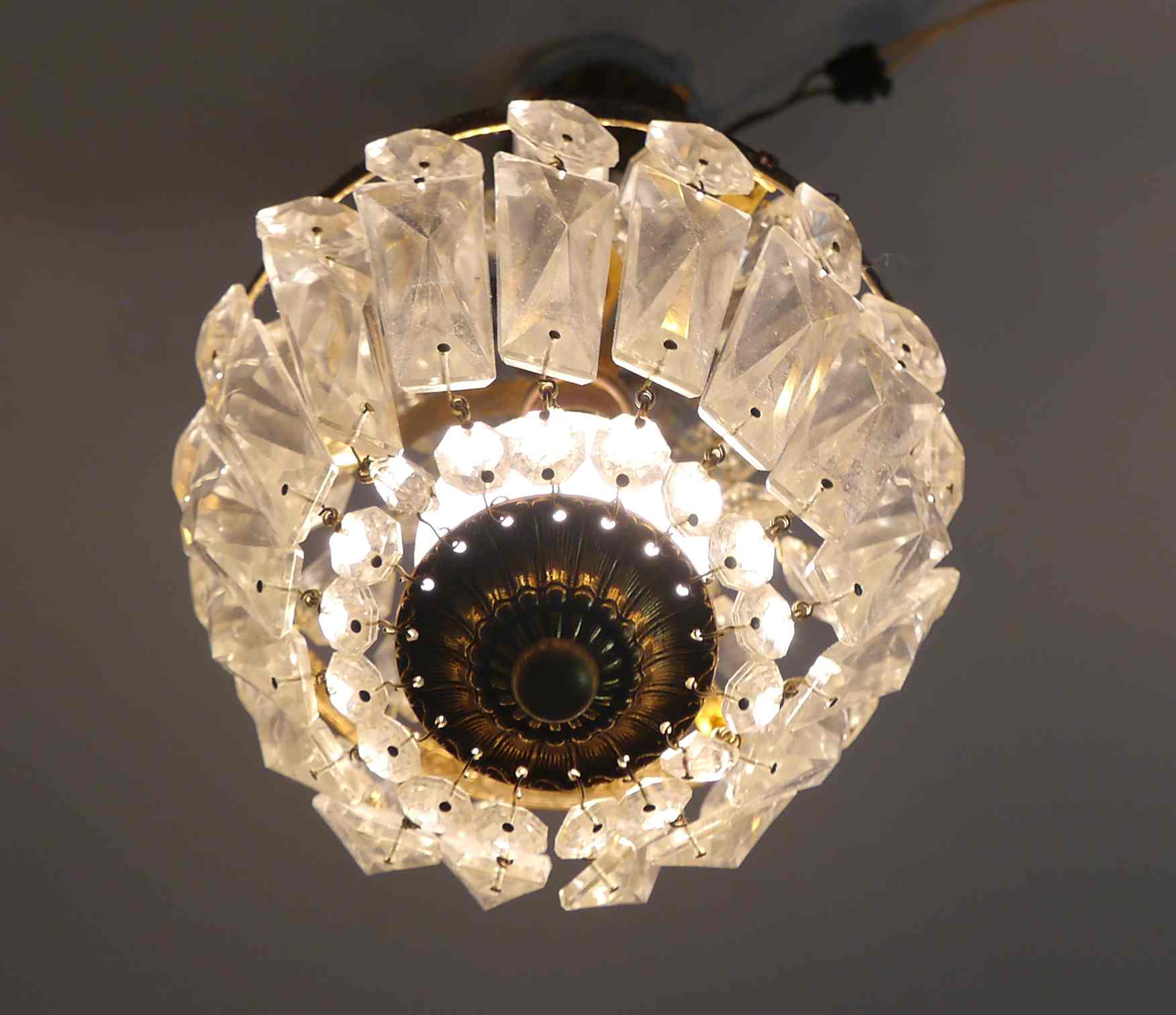 Suspension chandelier with metal and glass grapevines manufactured 60's / 70's