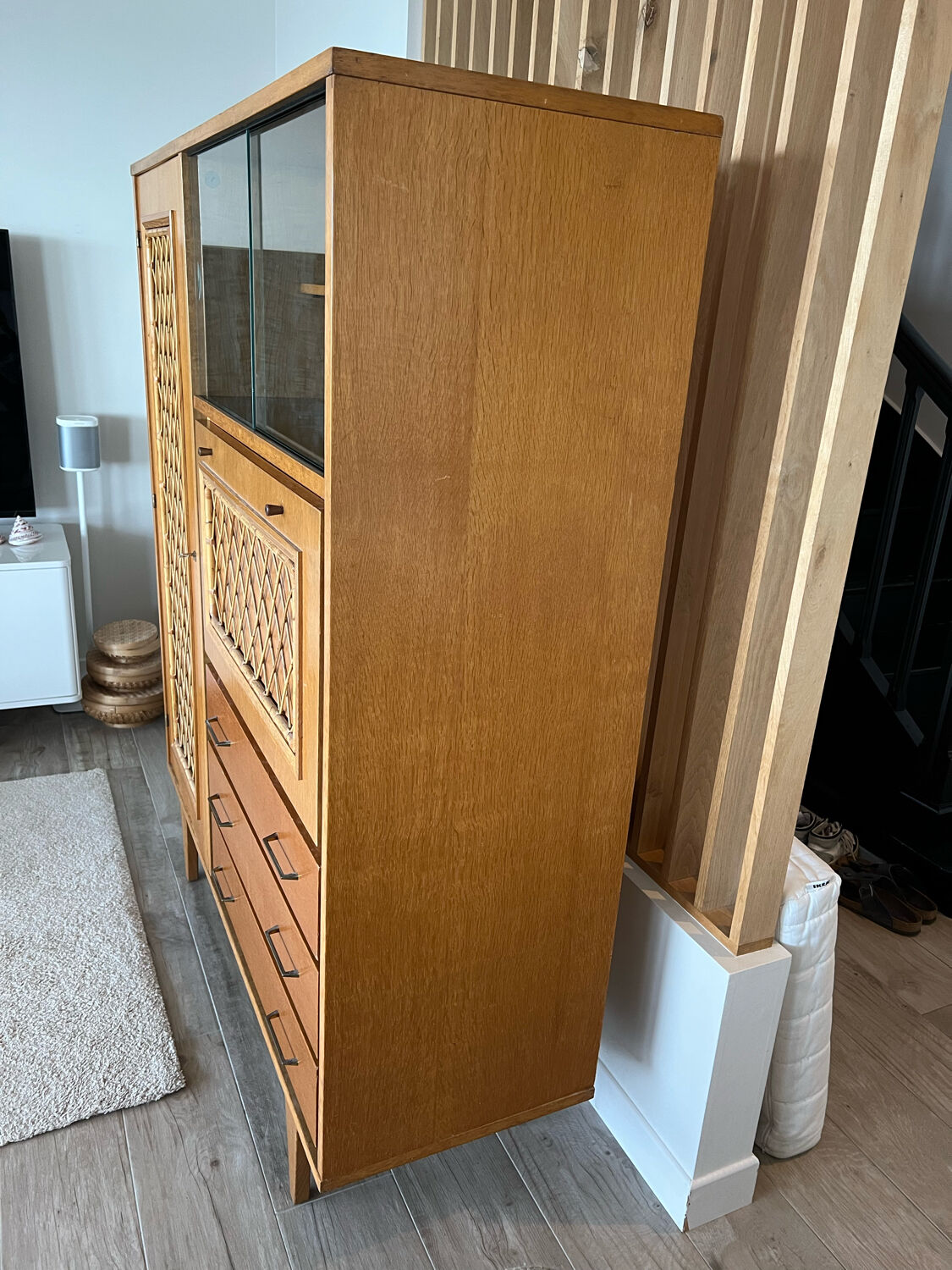 Multifunctional cabinet in wood and rattan