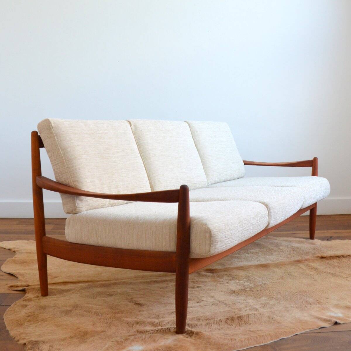 Danish Scandinavian bench / sofa vintage 1960