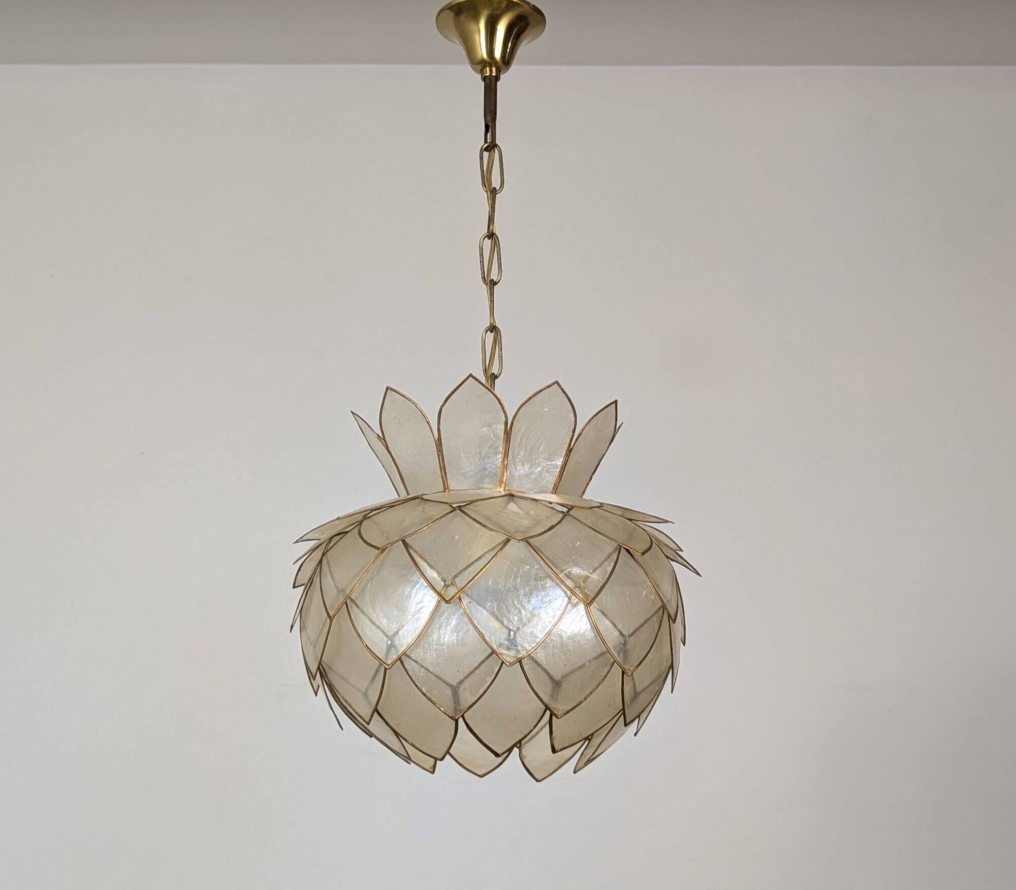 Pair of Lotus mother-of-pearl pendant lights