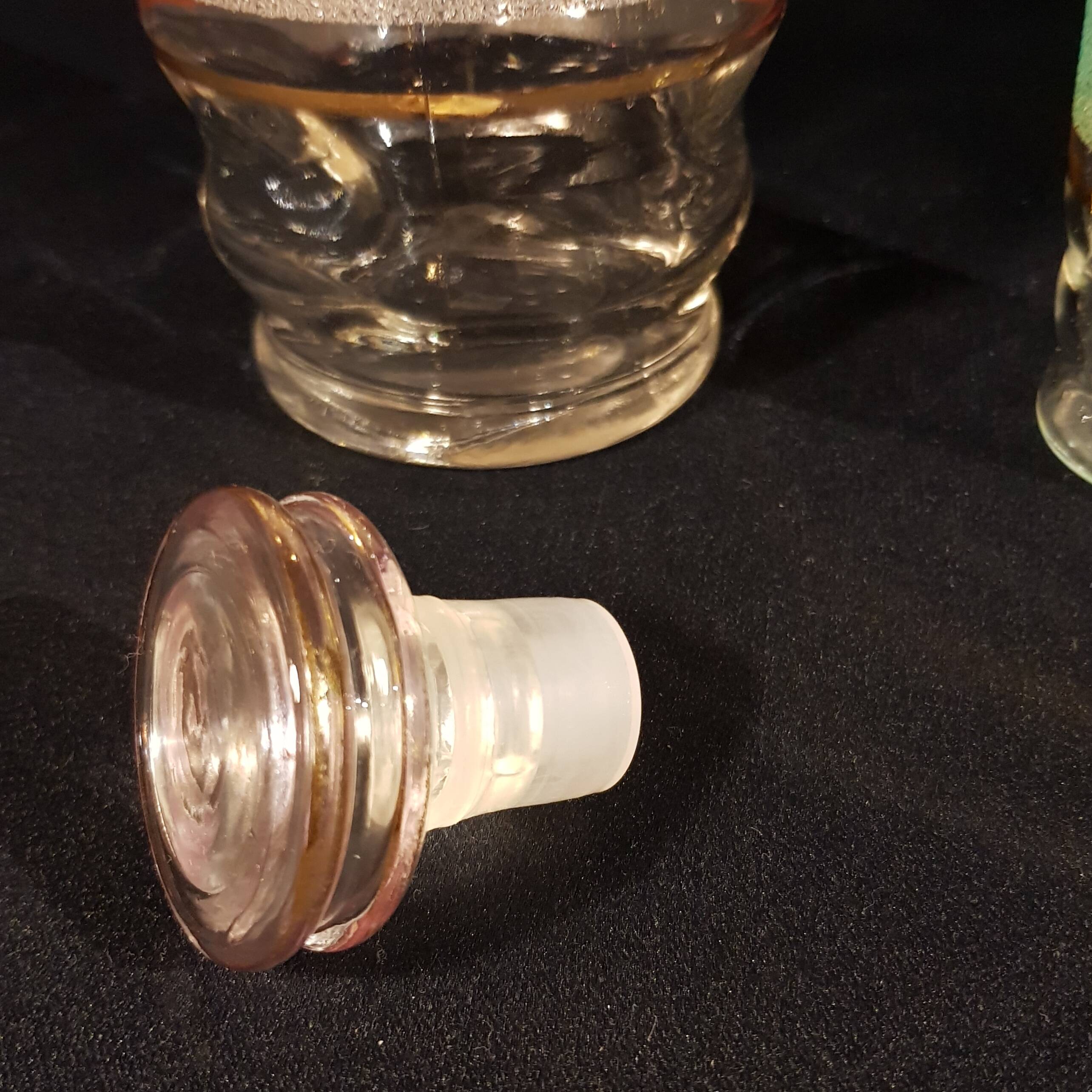 Carafe and glass in granite glass and gold edging