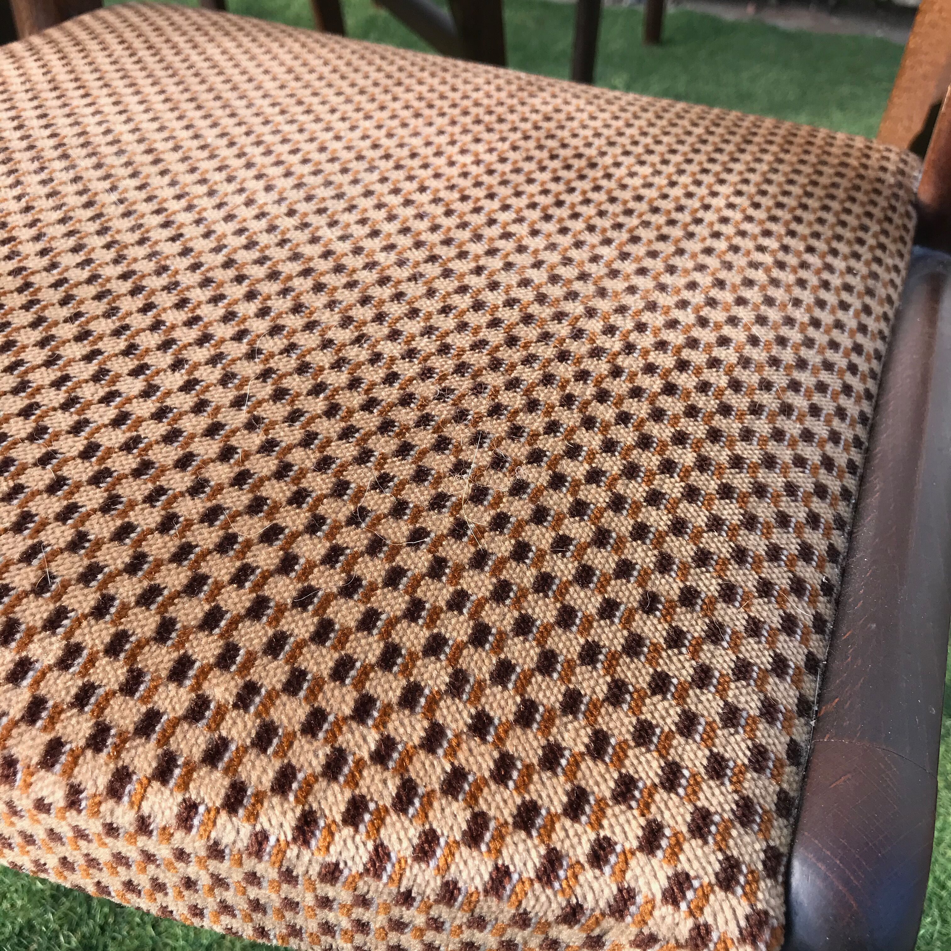 Set of 6 vintage chairs