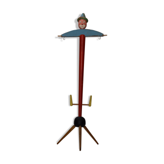 Porte vêtements enfant en bois