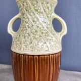 Two-tone vase decorated with flowers