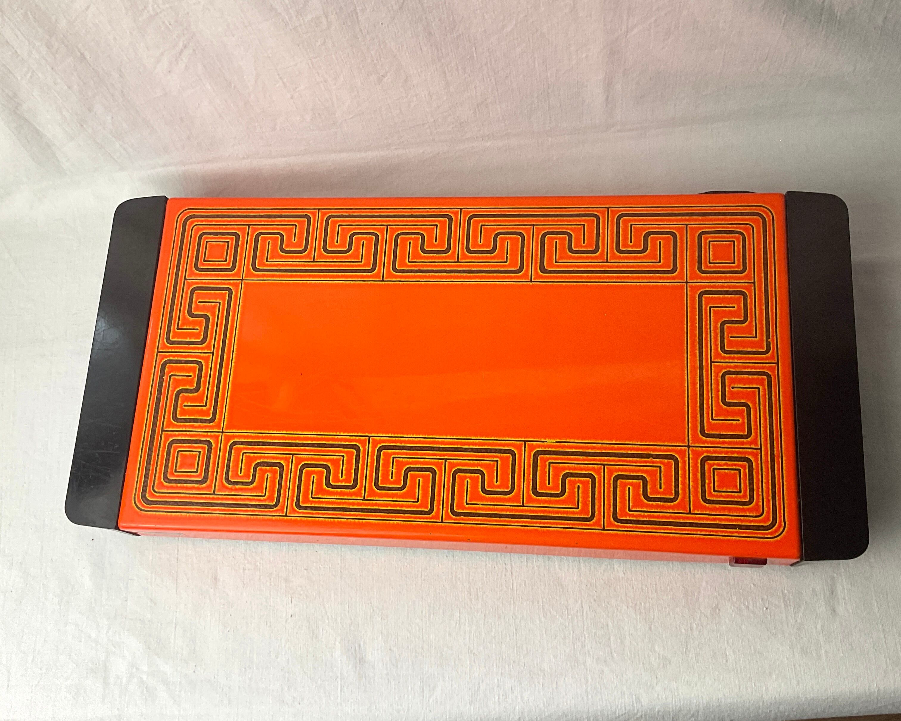 Vintage orange underplate 70s
