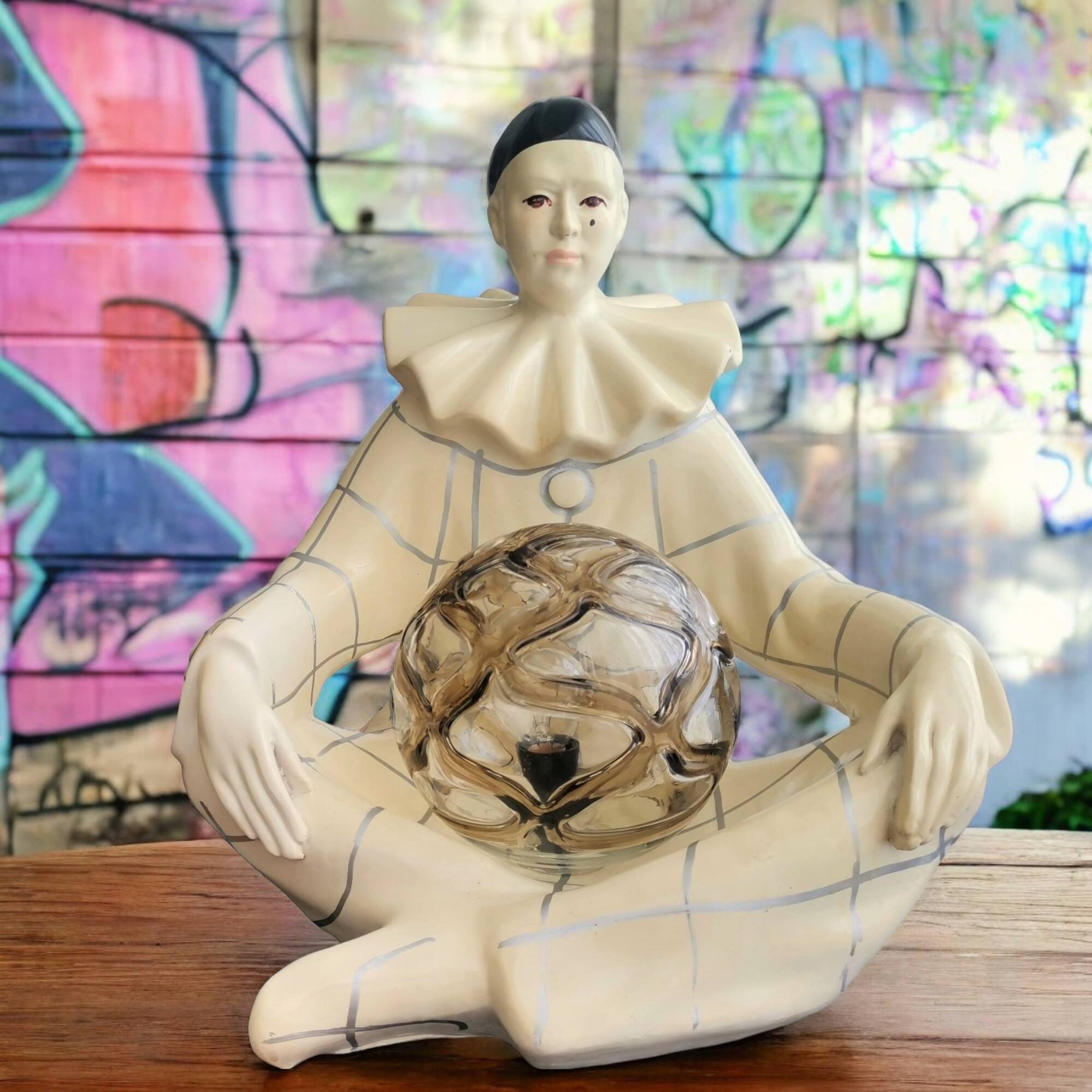 Vintage italian pierrot art deco lamp