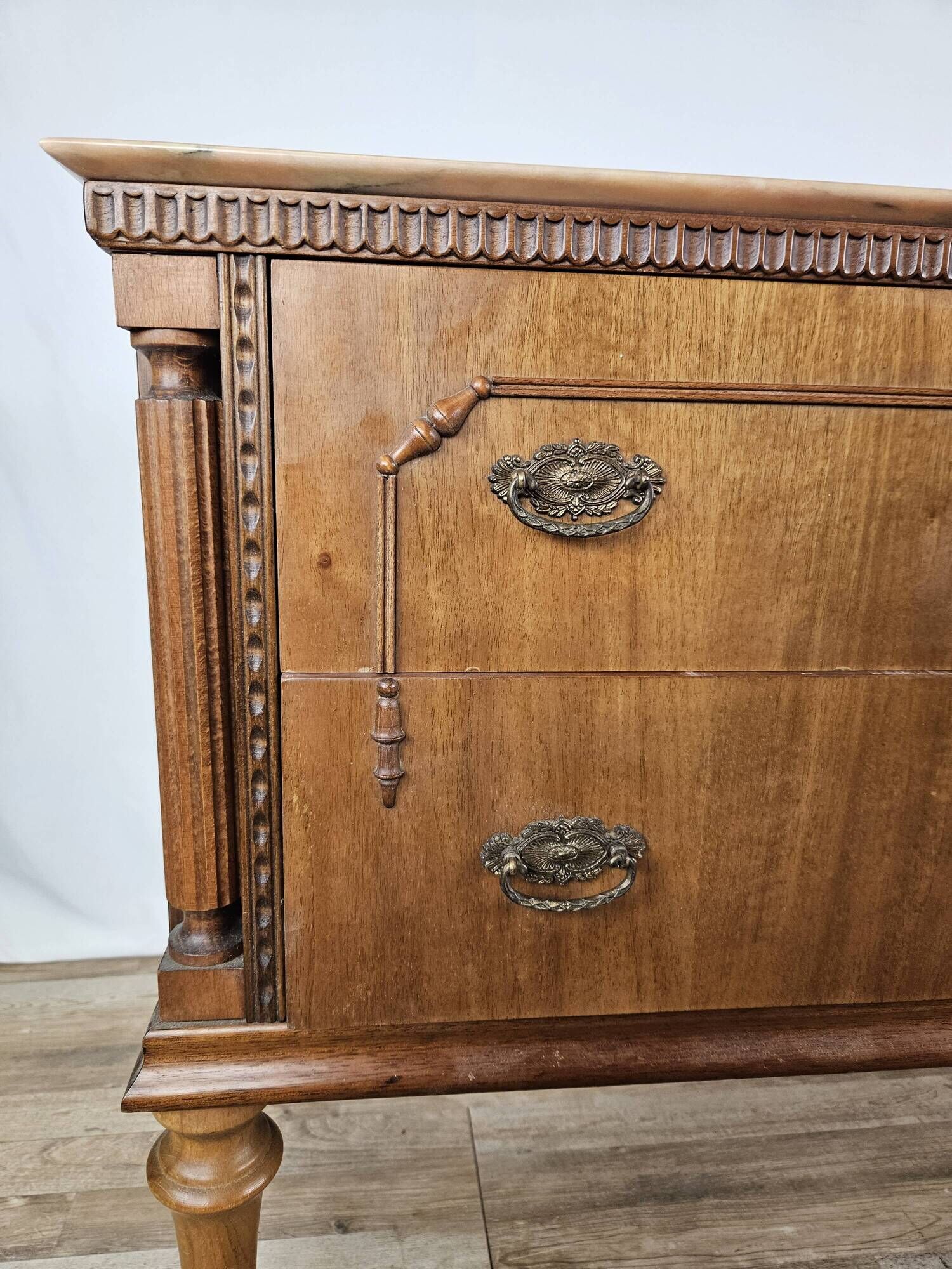 1980s chest of drawers with marble top and four drawers