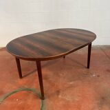 Ole HALD round table model "33" with double extension Denmark 1960