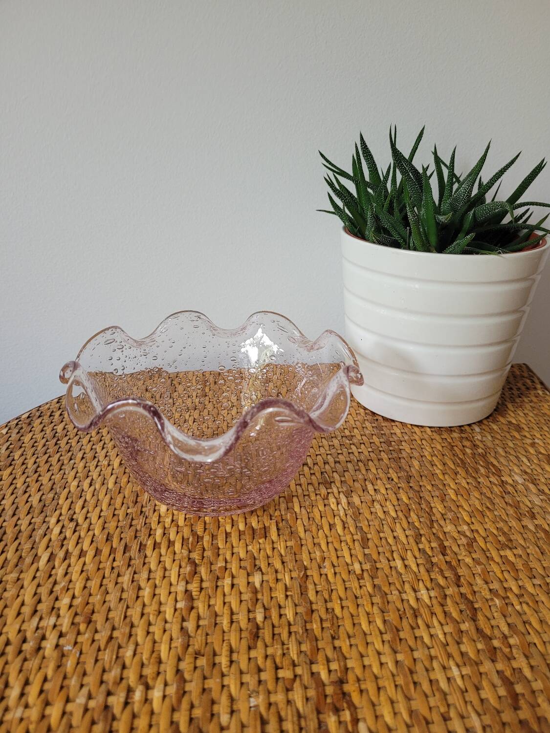 Riom bubble glass pocket emptier
