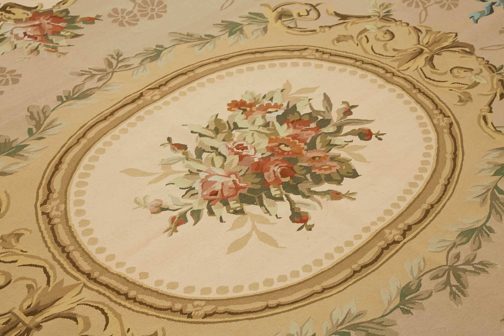 Handmade European Vintage Aubusson Kilim 263 cm x 334 cm