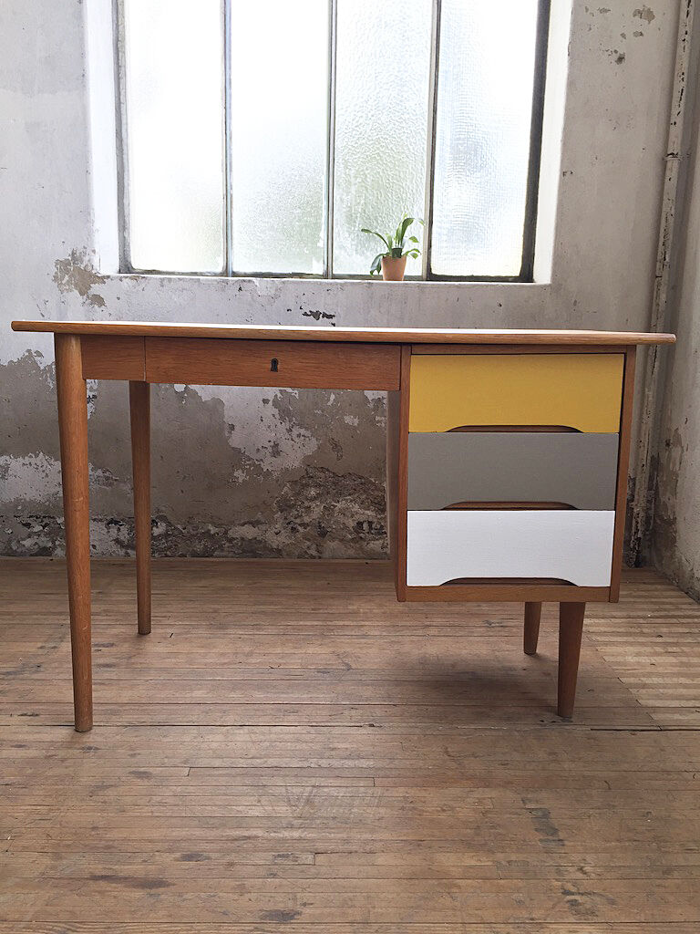 Habs Scandinavian desk