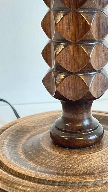 Lampe bois façon Charles Dudouyt