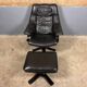 Fauteuil pivotant Skalma avec repose-pieds design danois