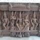 Bas relief indien en bois exotique