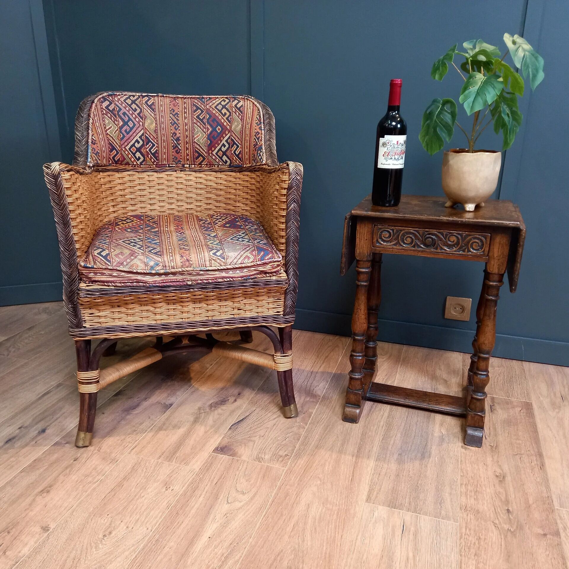 Tabouret à rabats du XVIIIe siècle