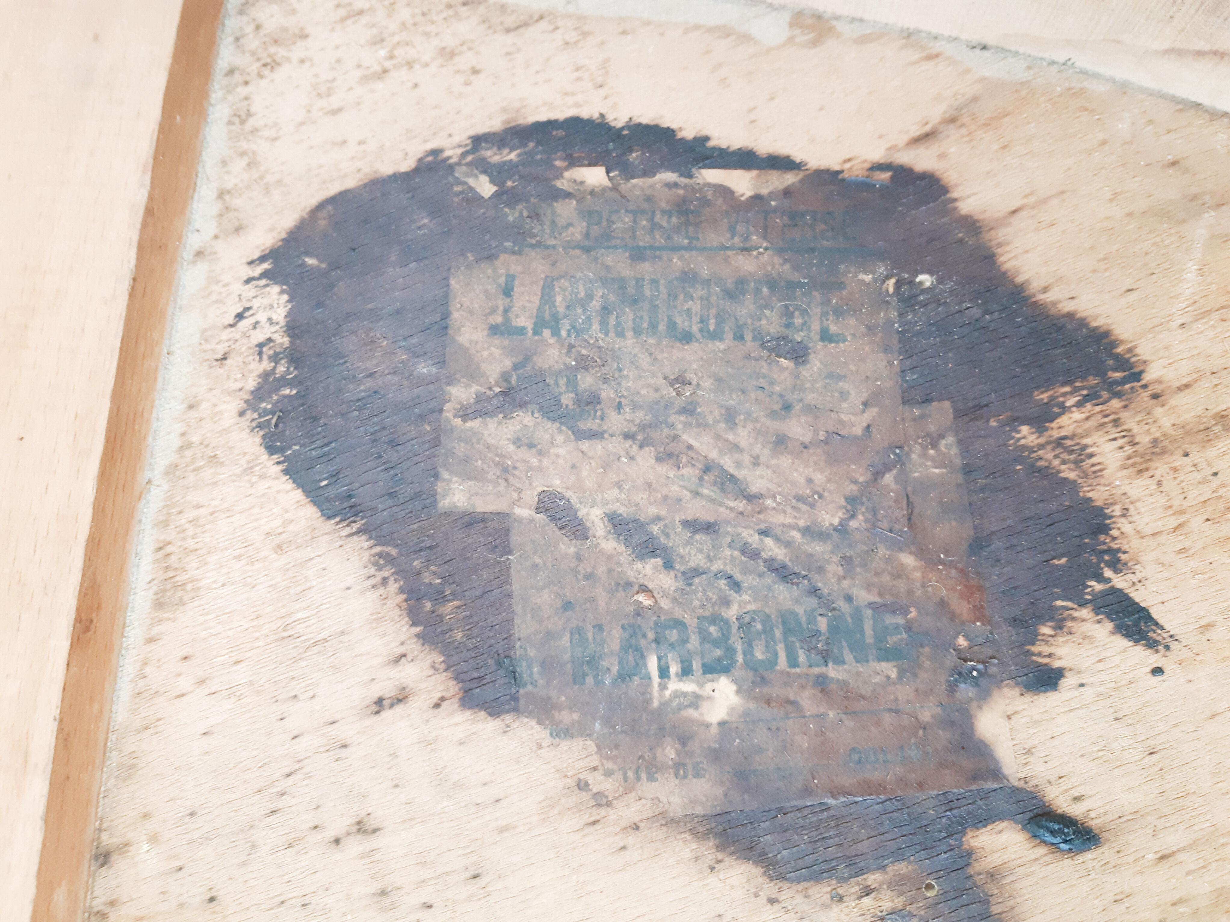 Stella triangular table, vintage, art deco