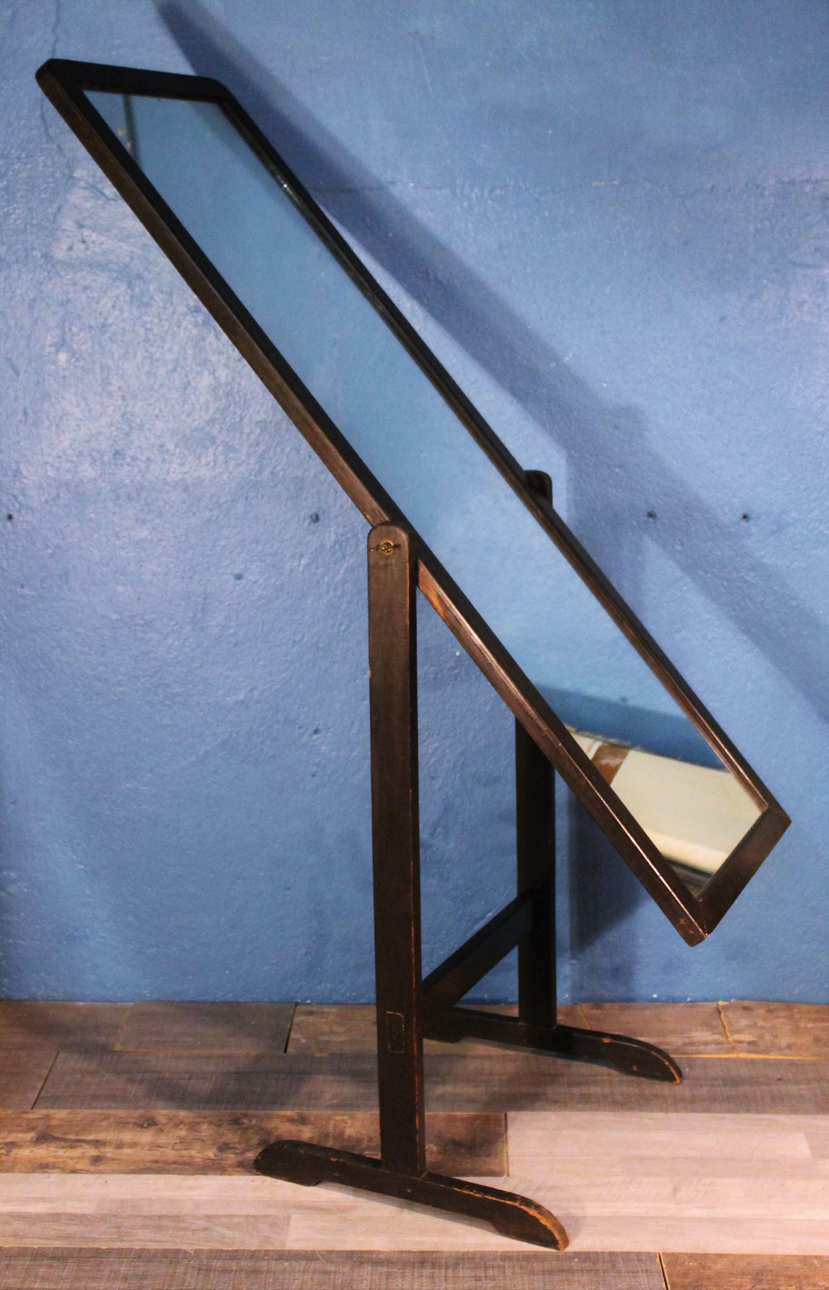 Psyche mirror from the 1920s