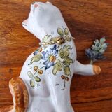 Moustiers cat signed