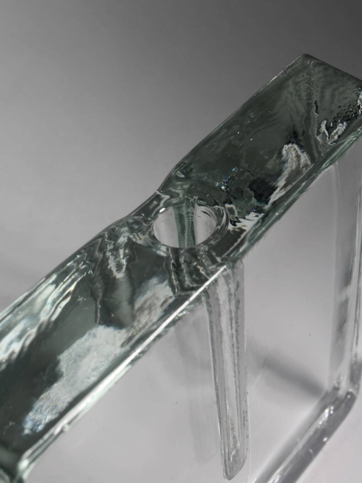 Vase en verre soliflore transparent, années 1960