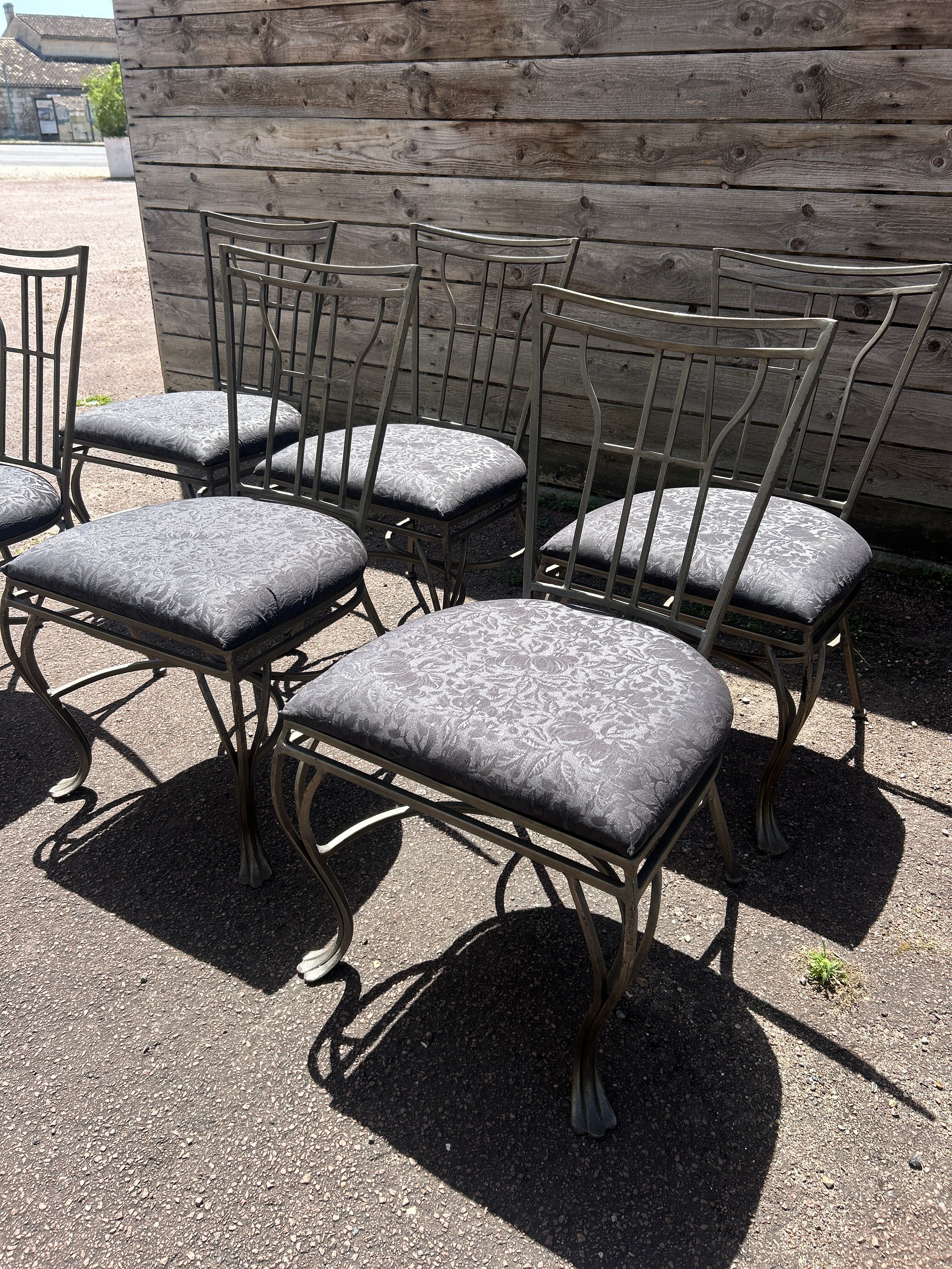 6 wrought iron chairs with fabric seats