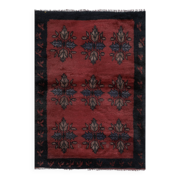 Vintage Turkish Oushak Rug Handwoven 108x163 cm