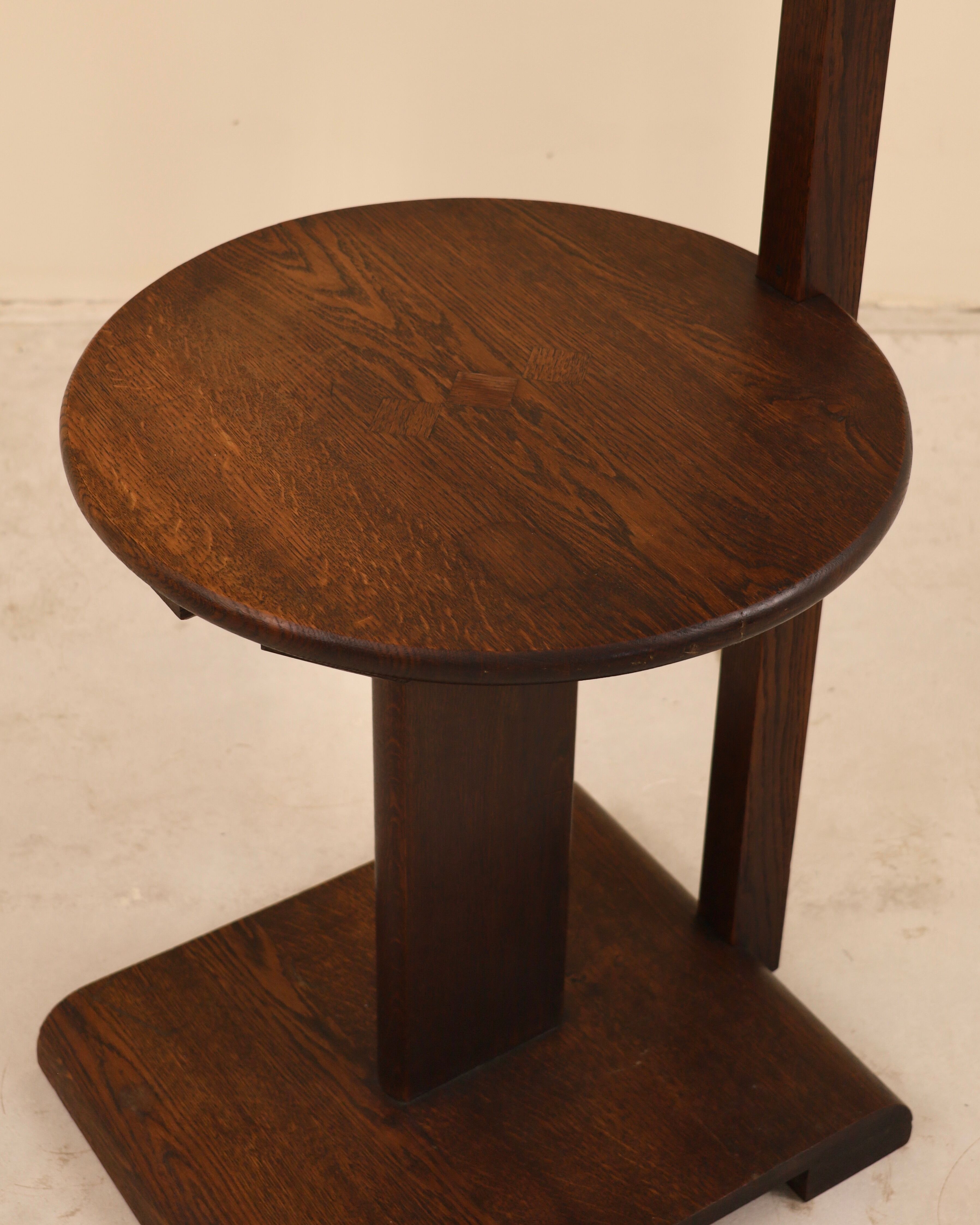 Floor lamp in solid oak, France, 1940s
